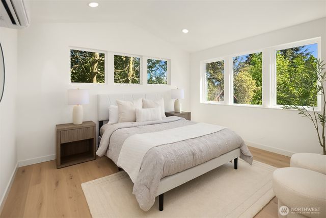 7330 25th Avenue NW, Seattle, WA 98117