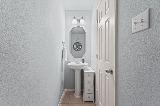 5649 Norris Drive, The Colony, TX 75056