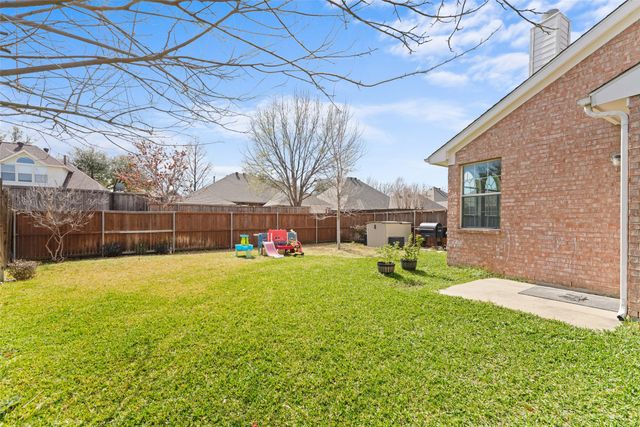 5649 Norris Drive, The Colony, TX 75056