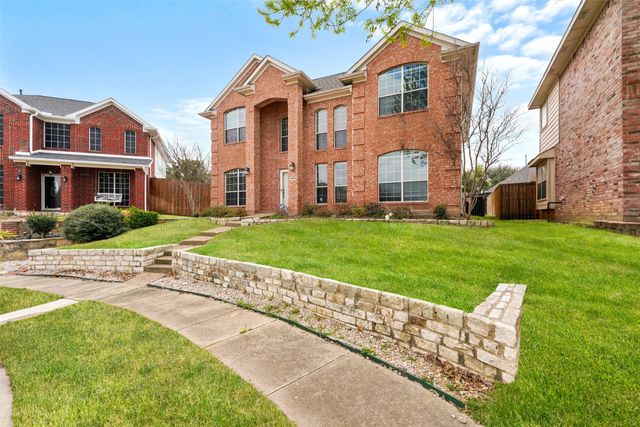 5649 Norris Drive, The Colony, TX 75056