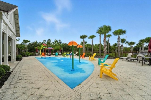 8943 HILDRETH AVENUE, Orlando, FL 32832