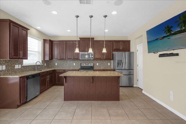 8943 HILDRETH AVENUE, Orlando, FL 32832