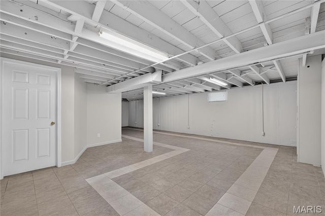 3345 Macklind Avenue, St Louis, MO 63139