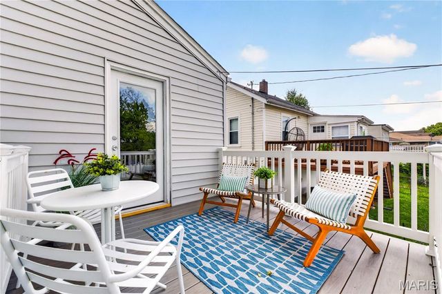 3345 Macklind Avenue, St Louis, MO 63139