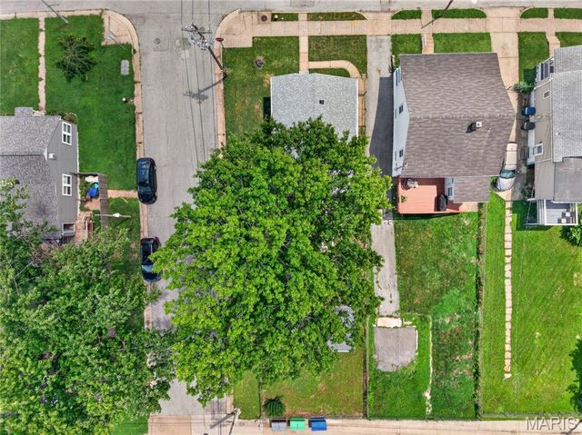 3345 Macklind Avenue, St Louis, MO 63139