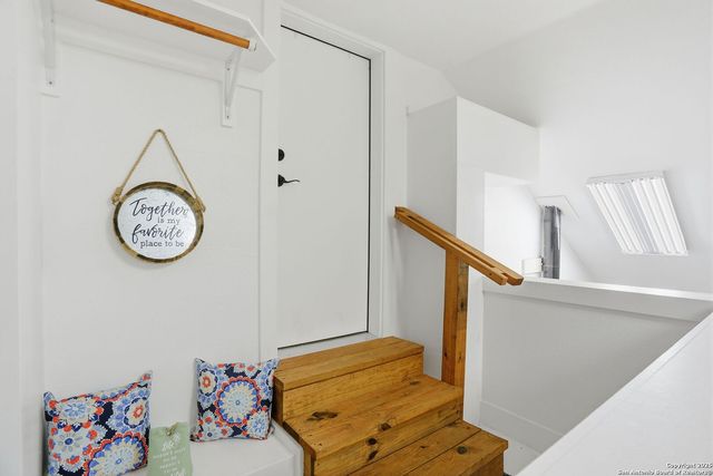 116 Martingale Trail, Bandera, TX 78003