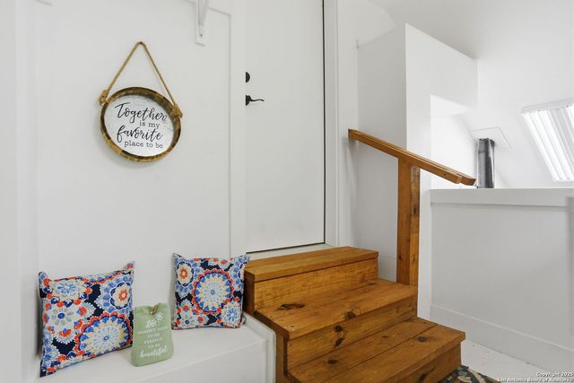 116 Martingale Trail, Bandera, TX 78003