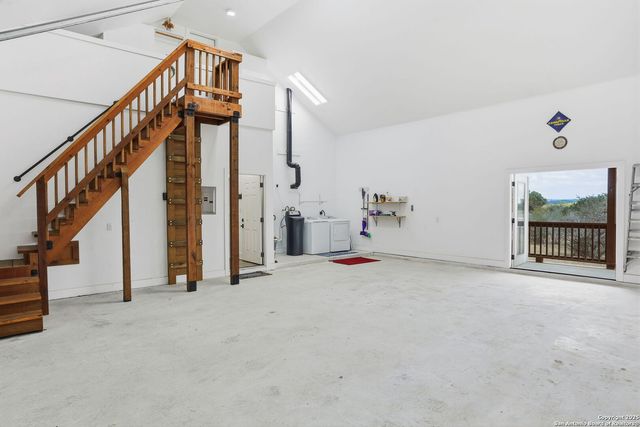 116 Martingale Trail, Bandera, TX 78003