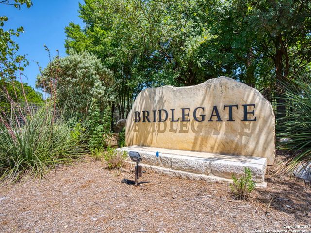 116 Martingale Trail, Bandera, TX 78003