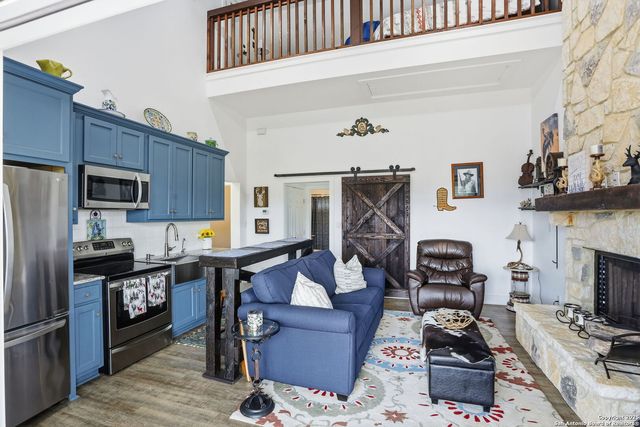 116 Martingale Trail, Bandera, TX 78003