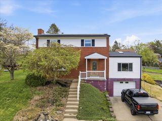 13 Cabindale Dr, Kennedy Twp, PA 15136