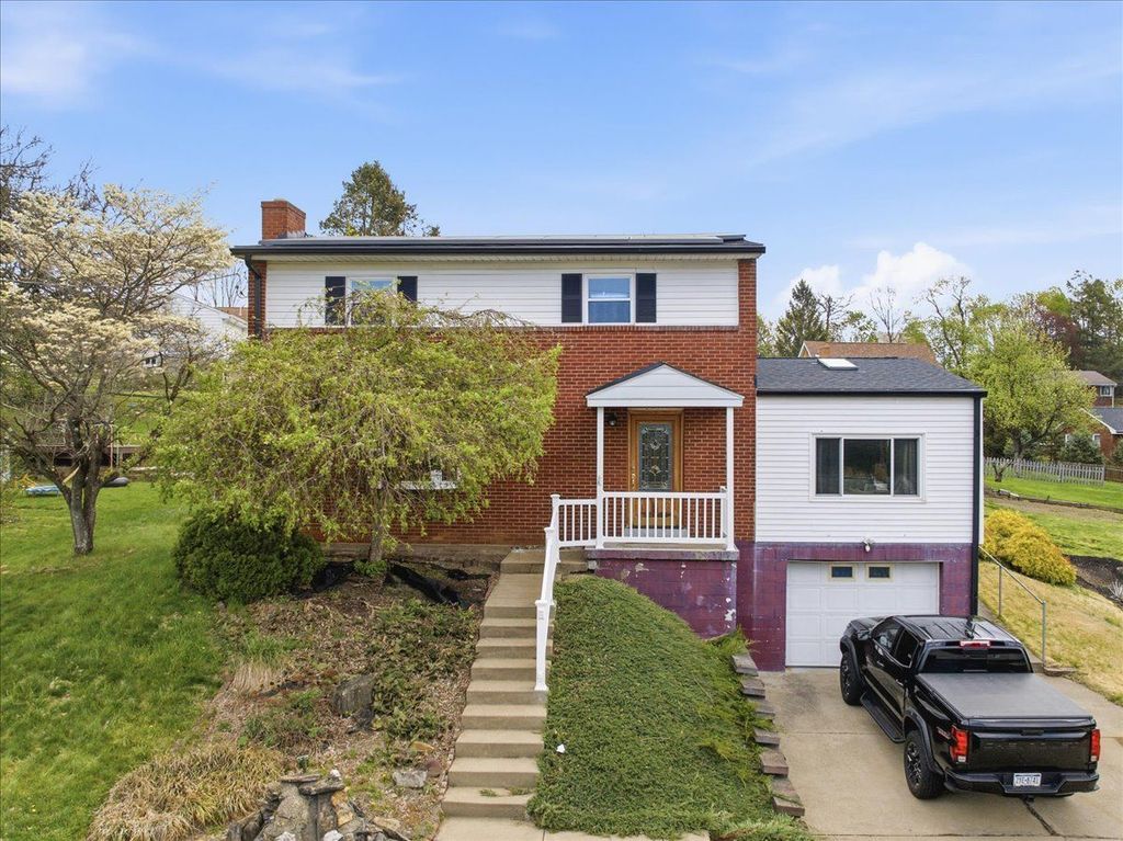 13 Cabindale Dr, Kennedy Twp, PA 15136