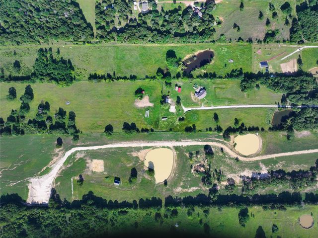 1429 County Road 140, Whitesboro, TX 76273