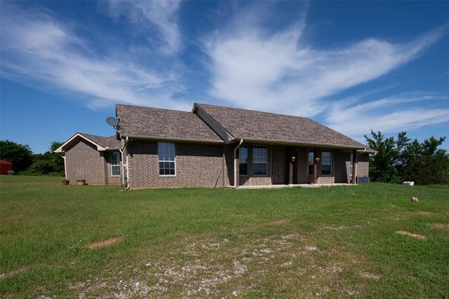 1429 County Road 140, Whitesboro, TX 76273