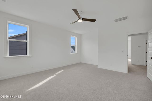 525 Sailor Sky Way 390, Hampstead, NC 28443