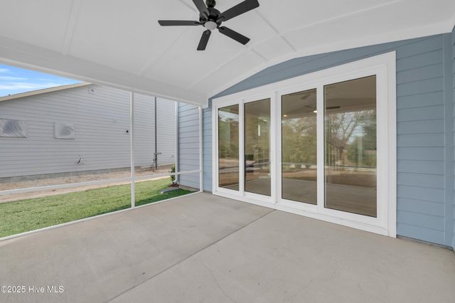 525 Sailor Sky Way 390, Hampstead, NC 28443