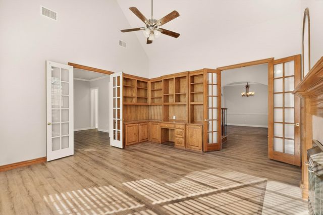 2234 Southern Oaks Drive, Cedar Hill, TX 75104