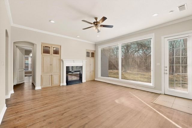 2234 Southern Oaks Drive, Cedar Hill, TX 75104