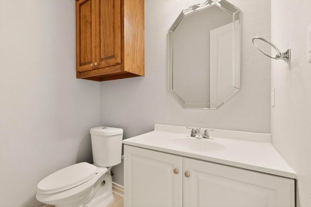 2234 Southern Oaks Drive, Cedar Hill, TX 75104