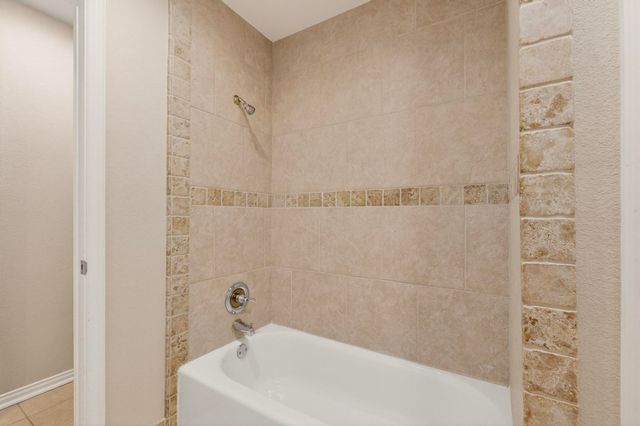 2234 Southern Oaks Drive, Cedar Hill, TX 75104