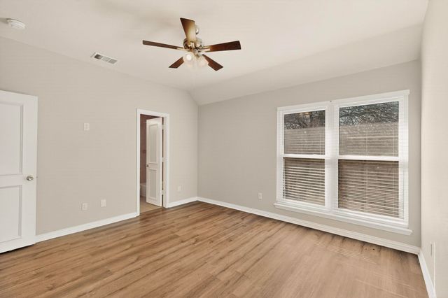 2234 Southern Oaks Drive, Cedar Hill, TX 75104