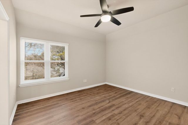 2234 Southern Oaks Drive, Cedar Hill, TX 75104