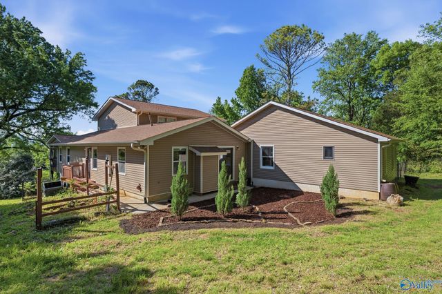 111 Rachel Drive, Huntsville, AL 35806