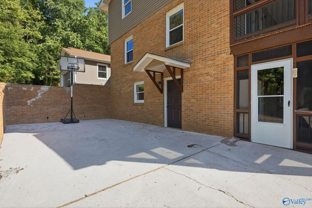 111 Rachel Drive, Huntsville, AL 35806