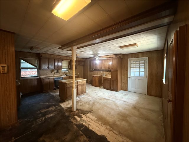 737 Blueberry Lane, Grand Prairie, TX 75052