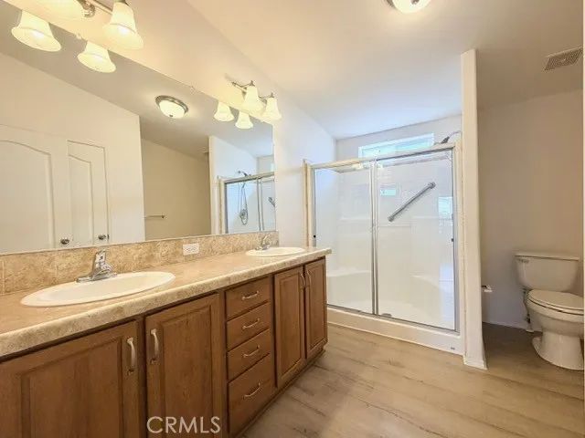 3850 Atlantic 207, Highland, CA 92346