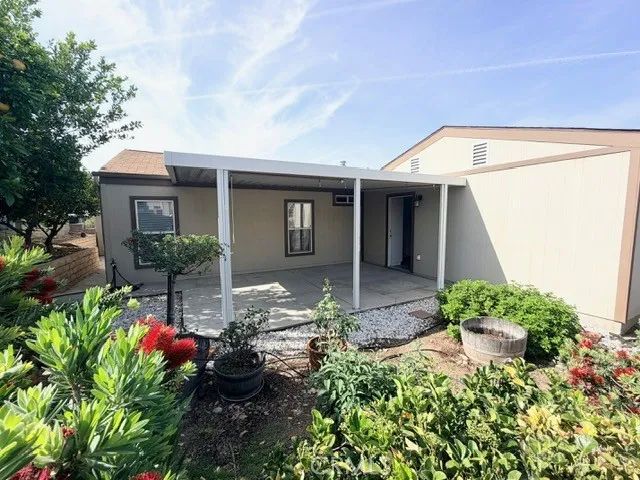 3850 Atlantic 207, Highland, CA 92346