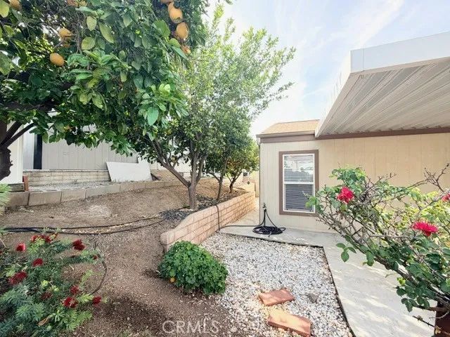 3850 Atlantic 207, Highland, CA 92346