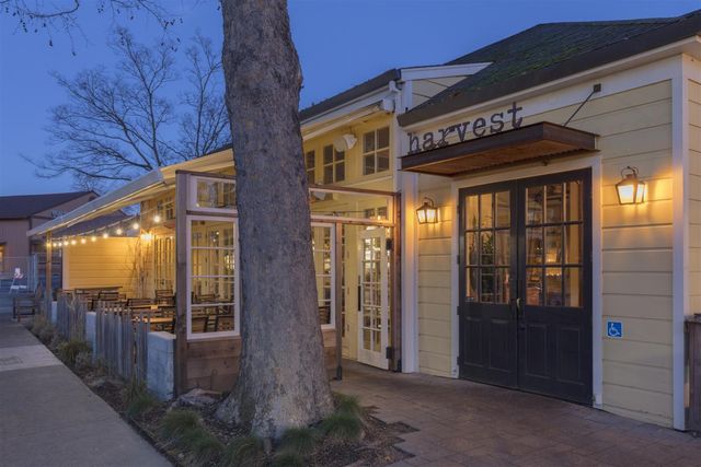 125 Larkwood Circle, Danville, CA 94526