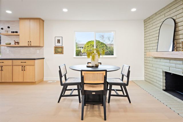 125 Larkwood Circle, Danville, CA 94526