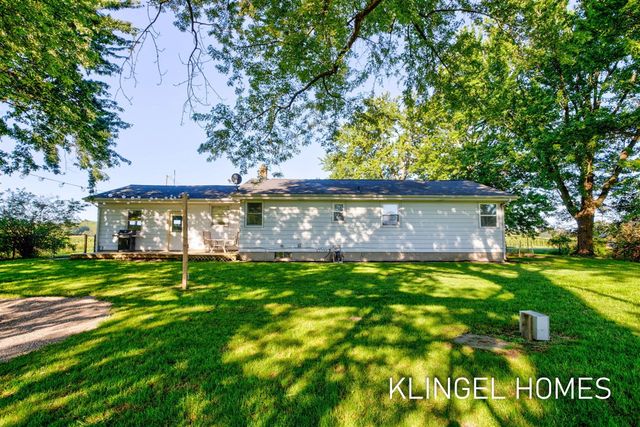 7160 96th Avenue, Zeeland, MI 49464