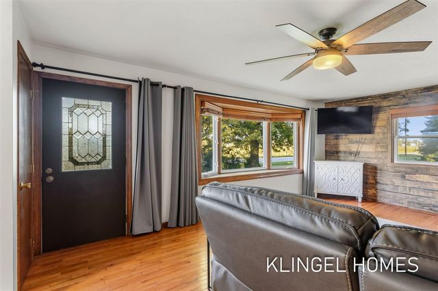 7160 96th Avenue, Zeeland, MI 49464