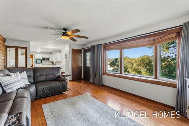 7160 96th Avenue, Zeeland, MI 49464