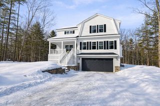 13 Blaisdell Court # 10, Raymond, NH 03077