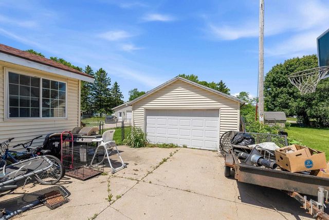 200 Hamilton Street, Beaver Dam, WI 53916