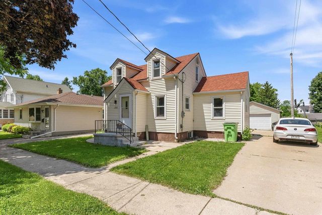 200 Hamilton Street, Beaver Dam, WI 53916