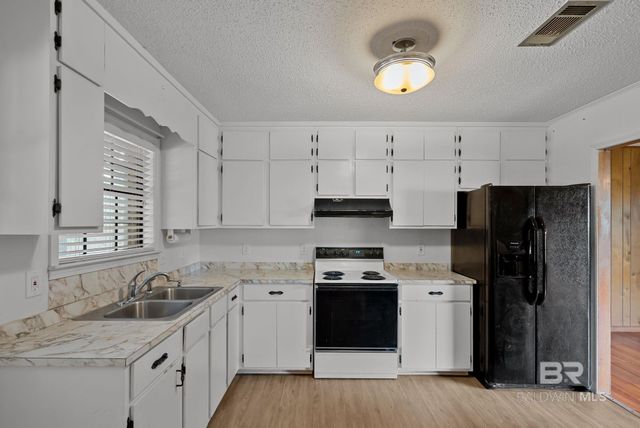 716 N Cedar Street, Foley, AL 36535