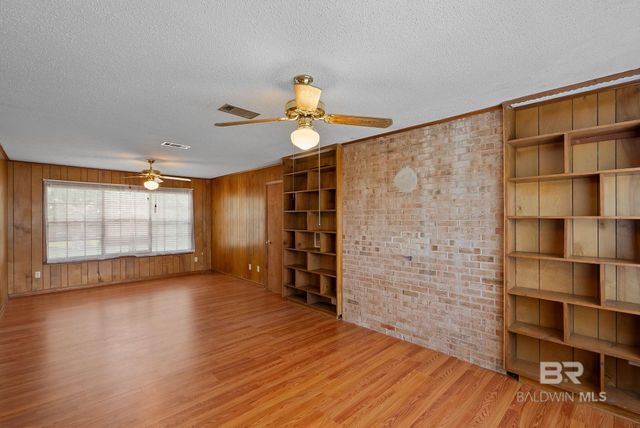 716 N Cedar Street, Foley, AL 36535