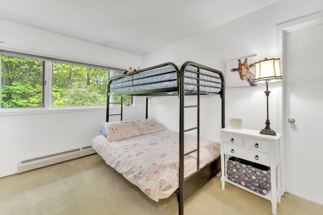 43 Country Club Way, Ipswich, MA 01938