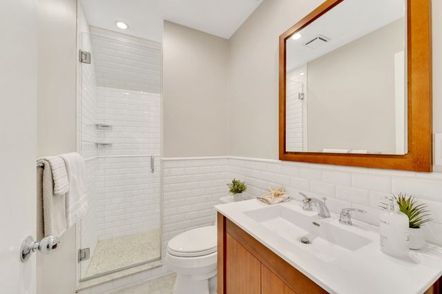 43 Country Club Way, Ipswich, MA 01938