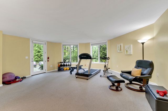 43 Country Club Way, Ipswich, MA 01938