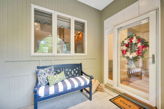 43 Country Club Way, Ipswich, MA 01938
