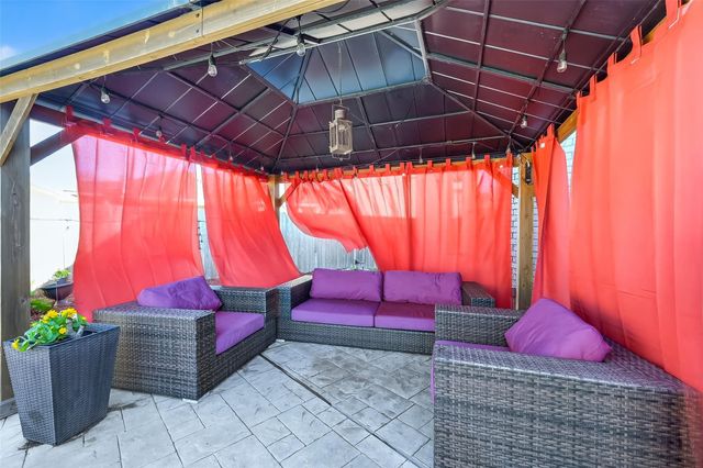 5719 Grandwood Lane, Katy, TX 77450