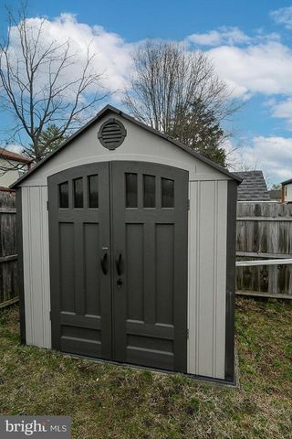 124 MARLOW ST SW, Leesburg, VA 20175