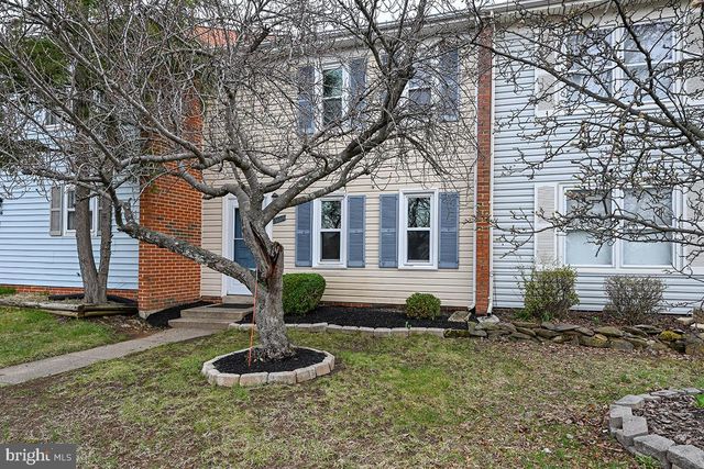 124 MARLOW ST SW, Leesburg, VA 20175