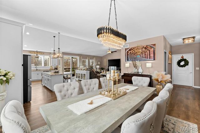 8009 TAHOE RIDGE Lane, Caseyville, IL 62232